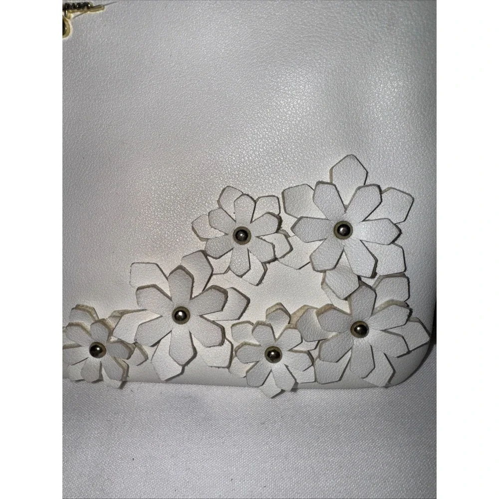 Jessica  Simpson‎ Embossed  Clutch Shoulder Bag Crossbody Handbag Purse Wristlet